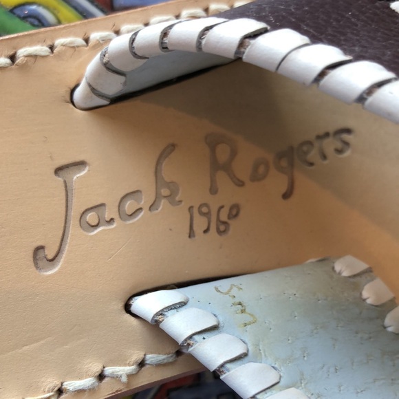 Jack Rogers brown with white whipstitch trim thong sandal with low heel - Picture 5 of 6